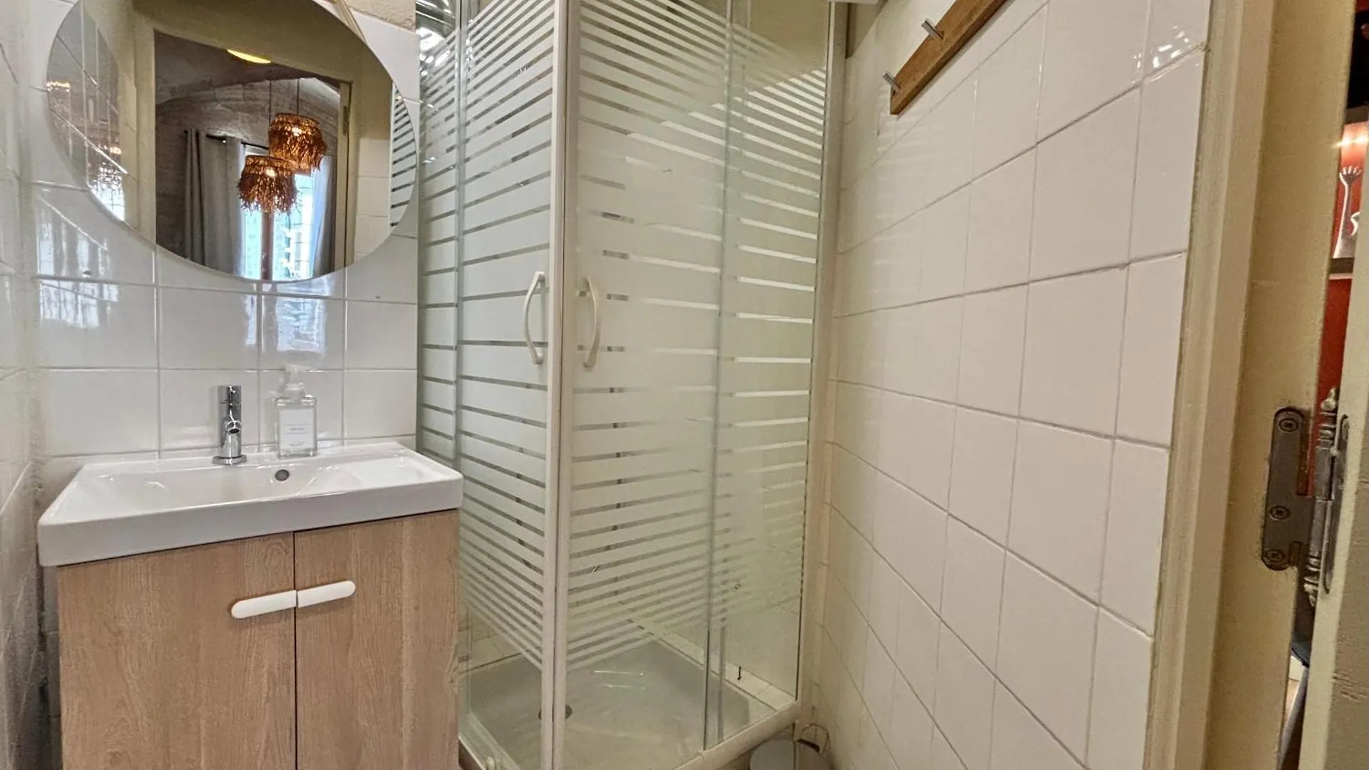 Joli Appartement Voute Dans Le Centre Ville Avignon Apartment